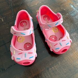 NEW Never Worn Mini Melissa Size 5 Pink Sprinkle Shoes
